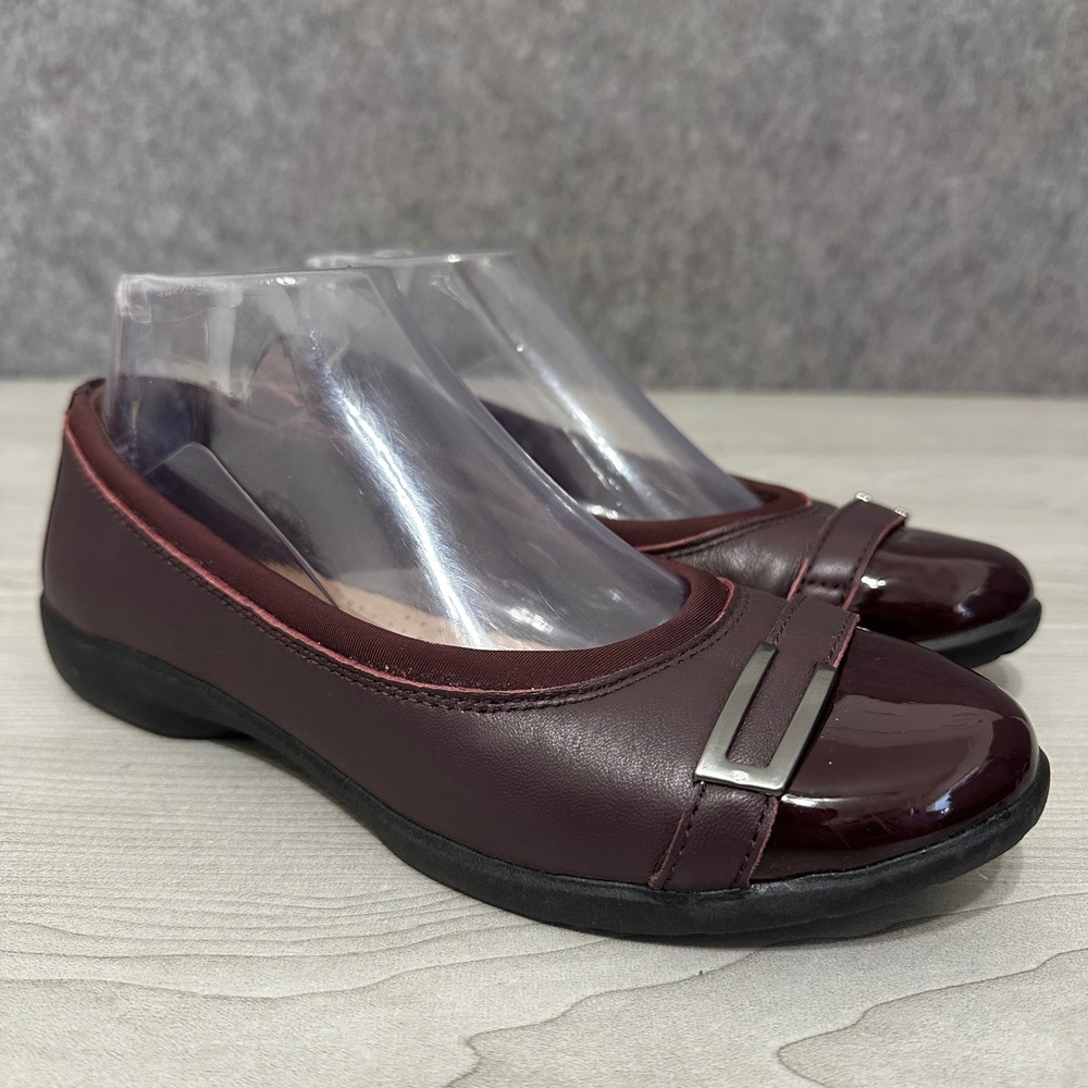 Clarks Meadow Rose‎ Ballet Flats Womens 7 Burgundy Leather Patent Cap Toe Buckle